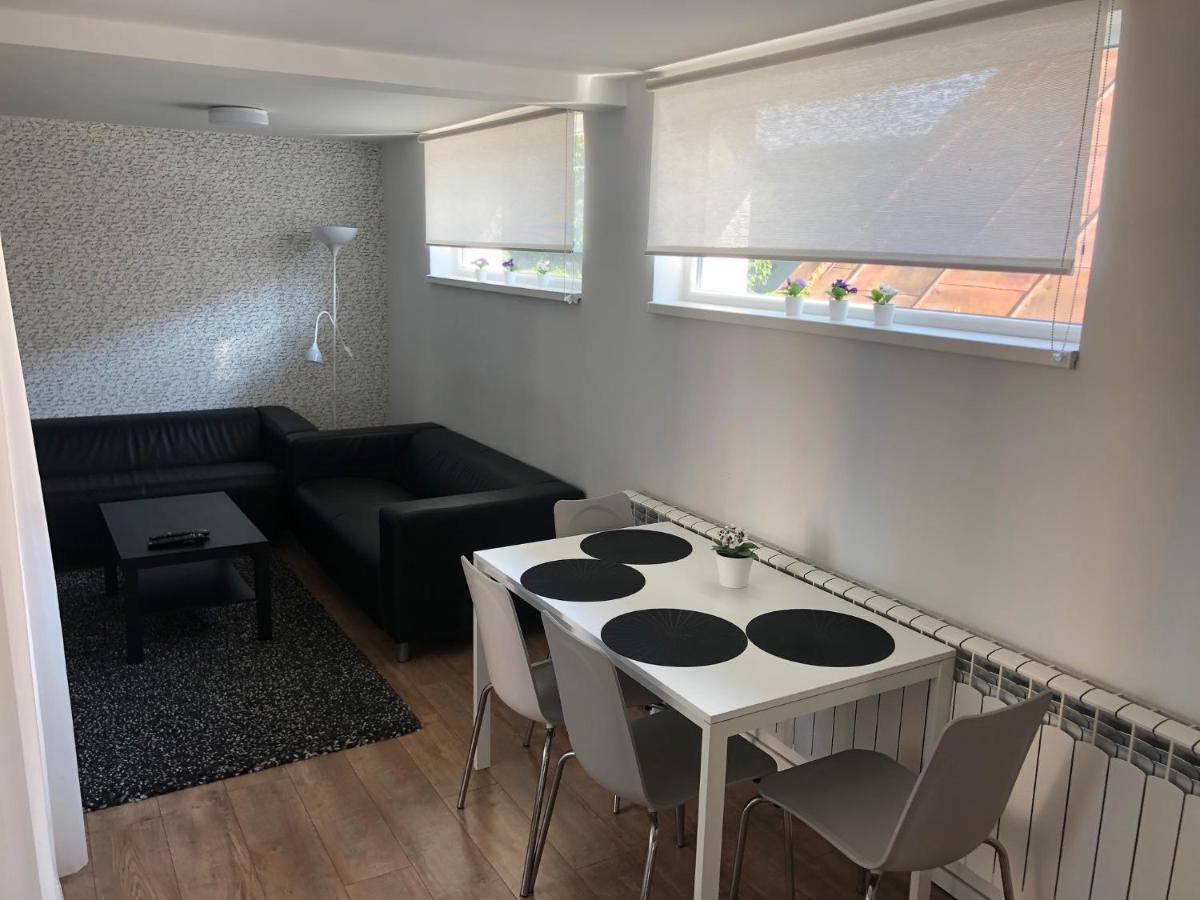 Apartman V Centre Michaloviec Nagymihály Kültér fotó