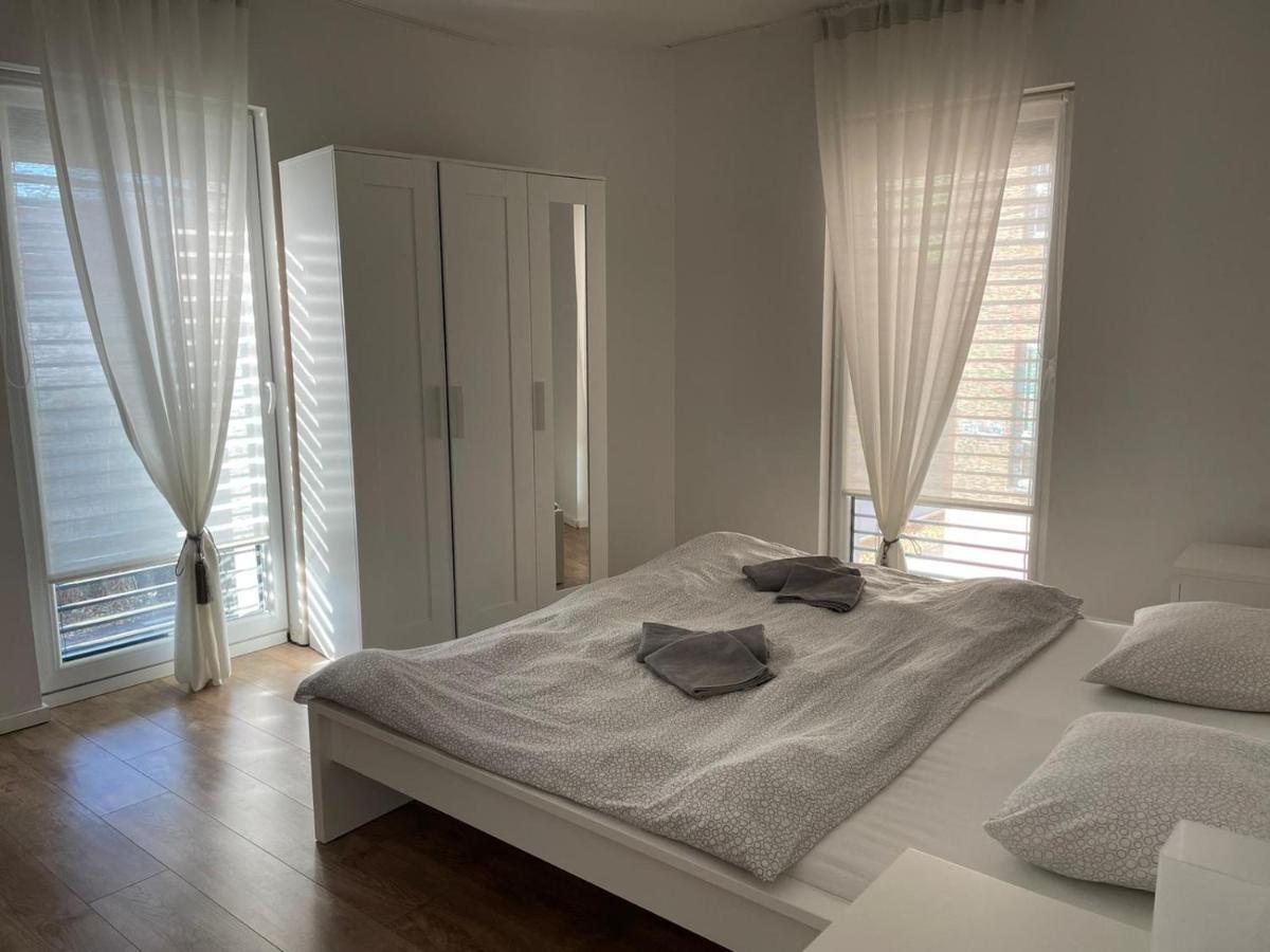Apartman V Centre Michaloviec Nagymihály Kültér fotó